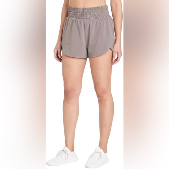 NWT ALL IN MOTION Women's High-Rise Flex Shorts XL ✨ - Picture 2 of 11